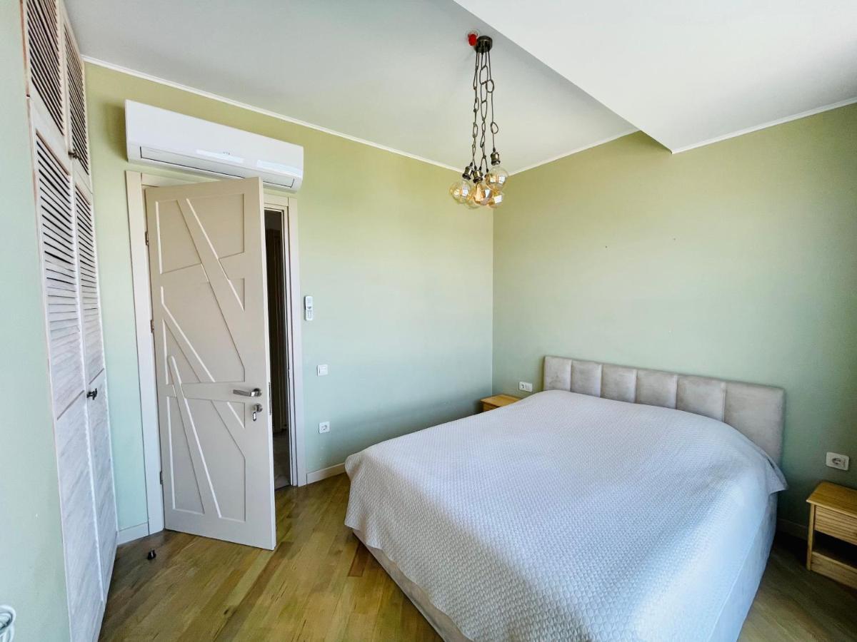 Balmaral Apart Hotel Batumi Esterno foto