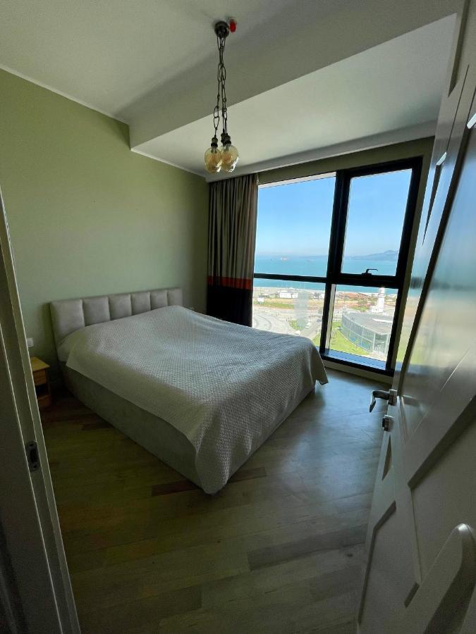 Balmaral Apart Hotel Batumi Esterno foto