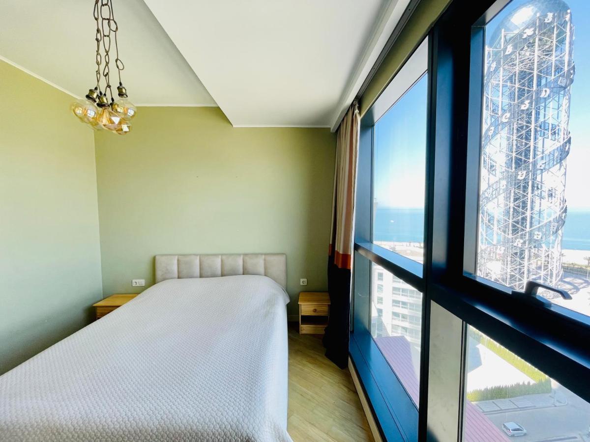 Balmaral Apart Hotel Batumi Esterno foto