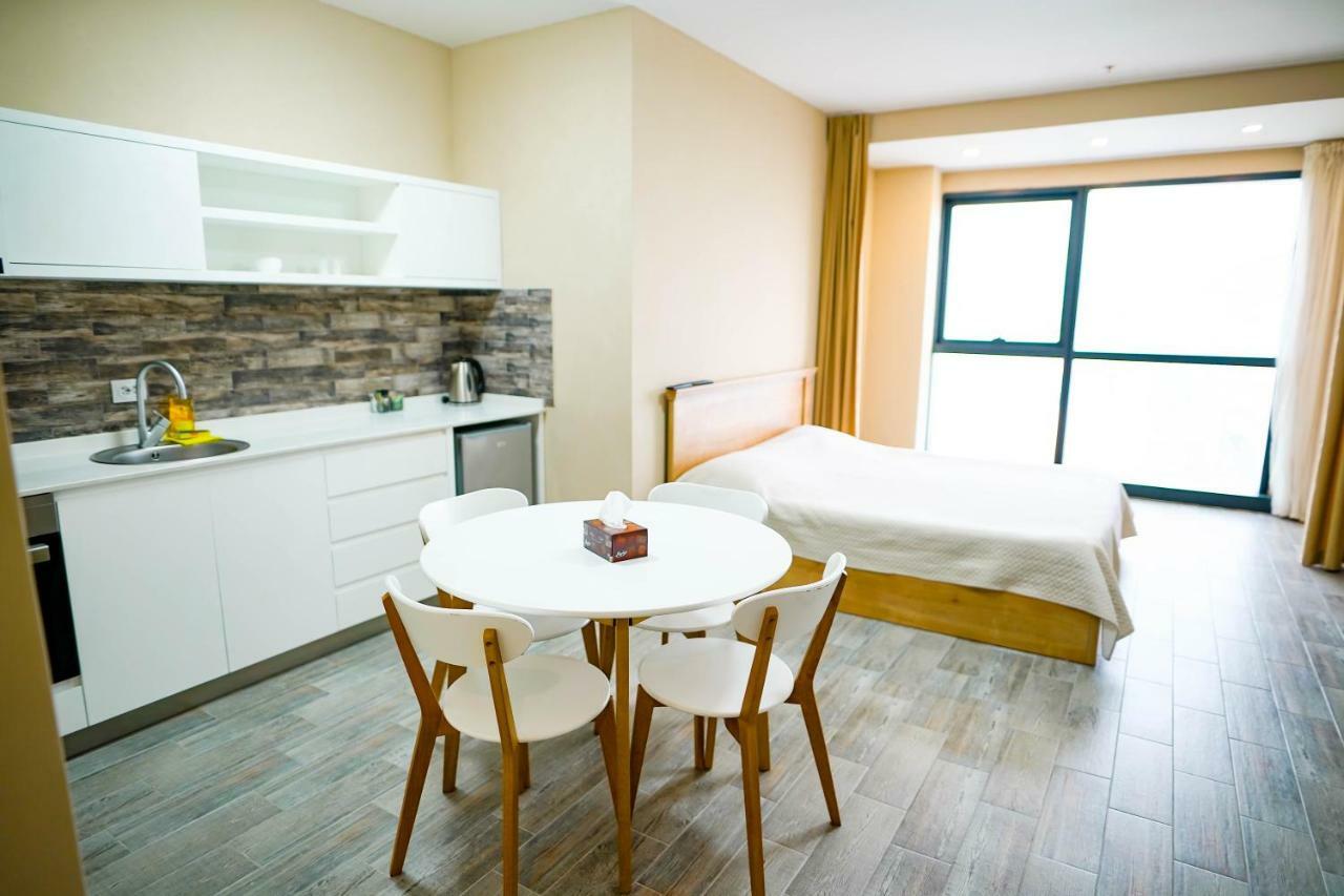 Balmaral Apart Hotel Batumi Esterno foto